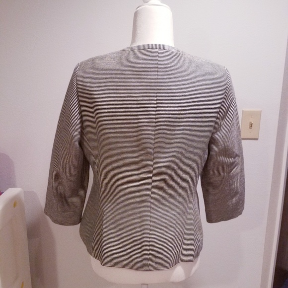 Talbots Navy and Cream Striped Blazer size 10P - Picture 3 of 6